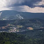 ホリデーパーク Piastun Spa&wellness Krynica-zdroj クリニツァ・ズドルイ