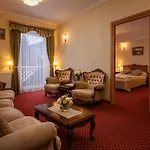 Piastun Spa&wellness Krynica-zdroj クリニツァ・ズドルイ